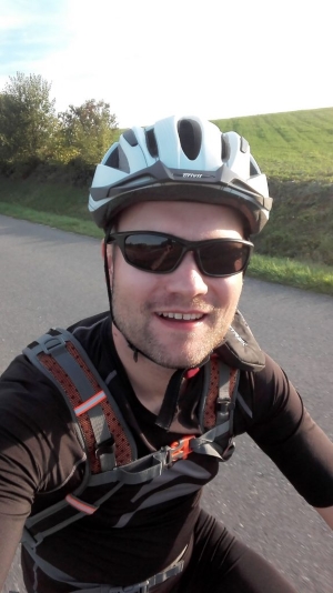 A Rogers employee cycled more than 1620 Km (1006 miles) to and from work in 2018 to save on gas emissions.